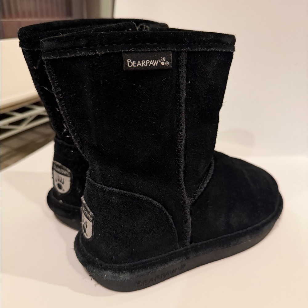 BearPaw Boots size 11 kids - Picture 3 of 10